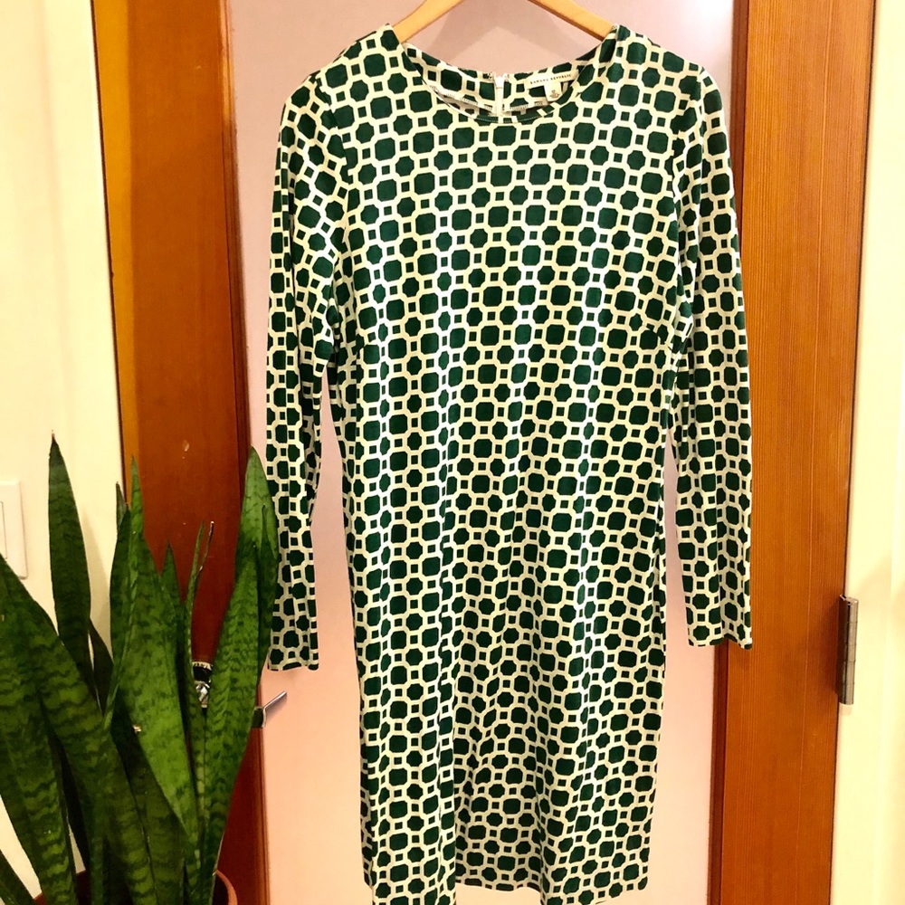 70s style body con dress